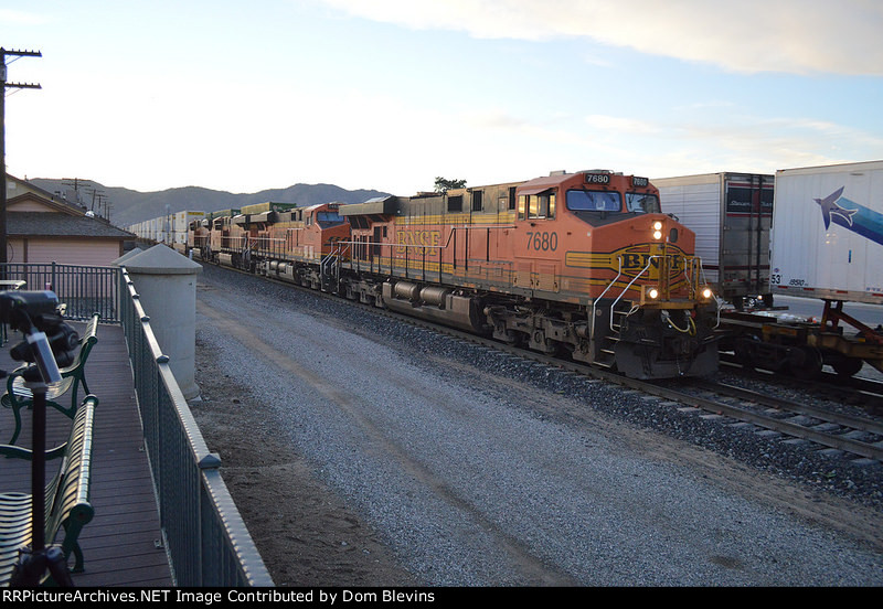 BNSF 7680